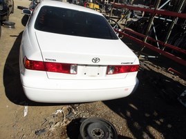 2000 TOYOTA CAMRY LE WHITE 2.2L AT Z18357